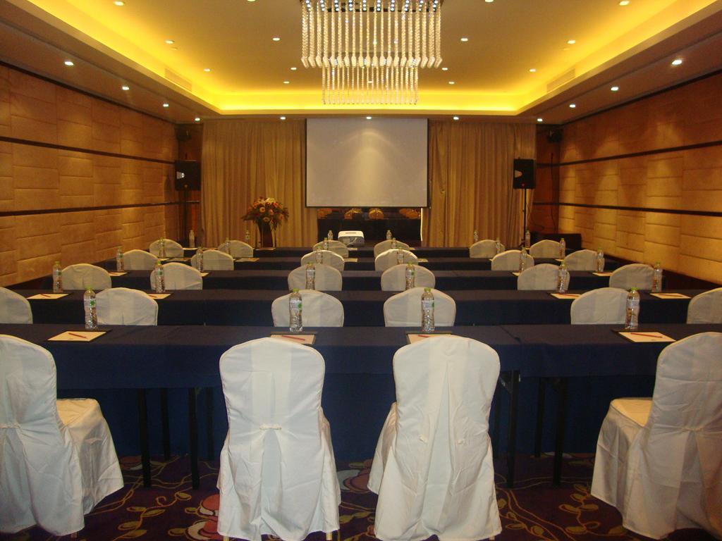 Ramada Plaza Lianyungang Hotel Ngoại thất bức ảnh