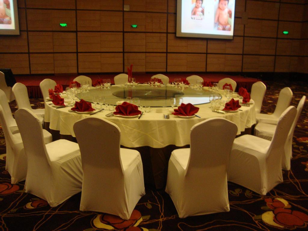 Ramada Plaza Lianyungang Hotel Ngoại thất bức ảnh